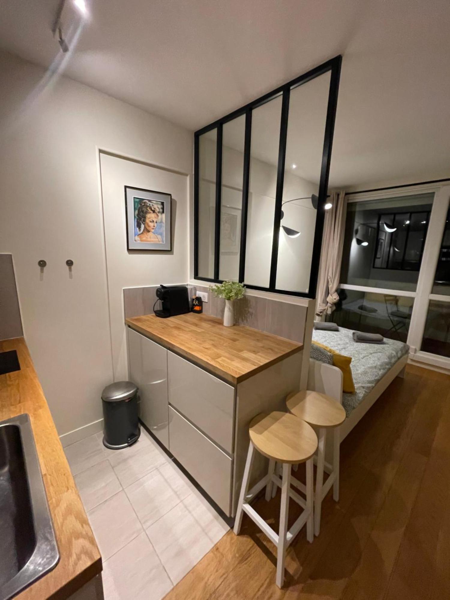 Dream Dwell Paris -Studio With Balcony 800M To Trocadero And Tour Eiffel Extérieur photo